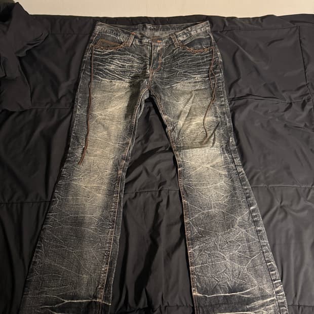 UGAJIN 플레어핏 워싱 데님 팬츠