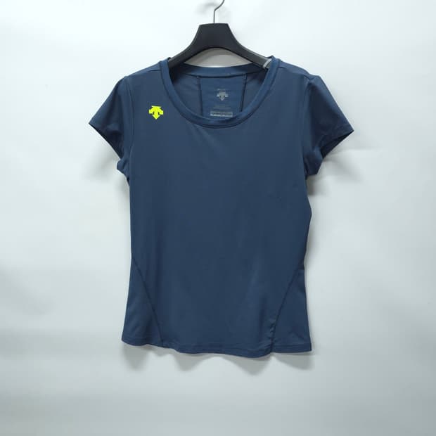 ​데상트 여성 DSW 트레이닝 메쉬 배색 반팔 티셔츠 (55)