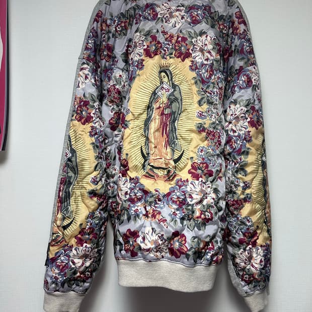 캐피탈 비부악 맨투맨