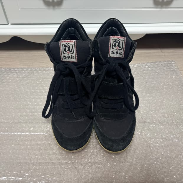 Ash 블랙 웨지 스니커즈