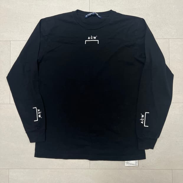 어콜드월 A Cold Wall 블랙 긴팔 티셔츠