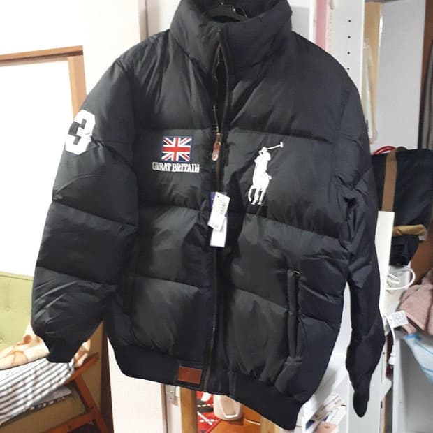 폴로 빅포니 브리튼패딩 M 사이즈