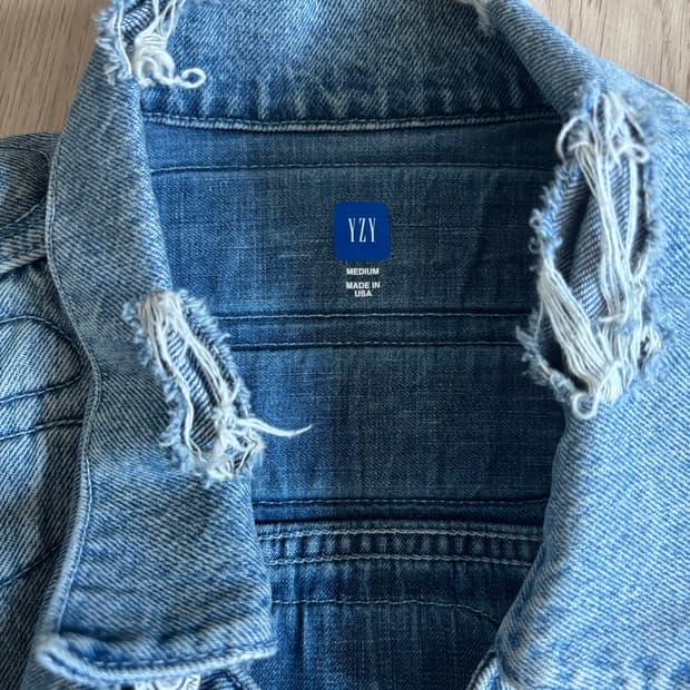 이지갭 발렌시아가 패디드 데님 USA