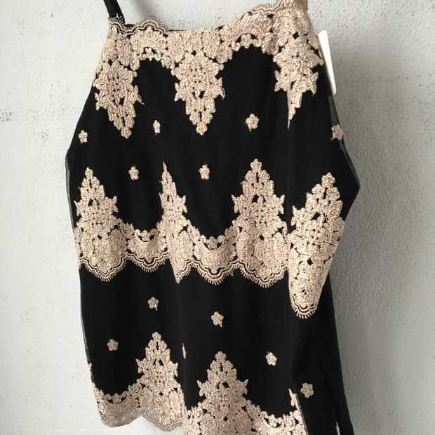 Glitter crochet sleeveless