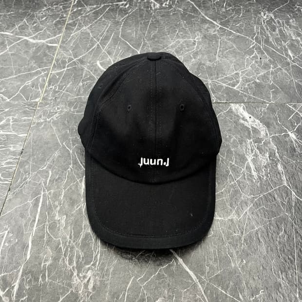 준지 로고 볼캡 블랙