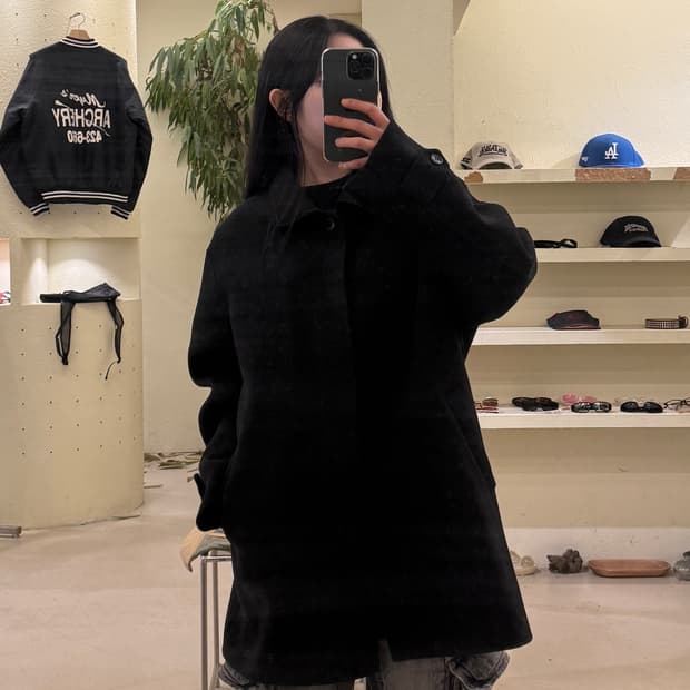 블랙 울 싱글 코트 U442