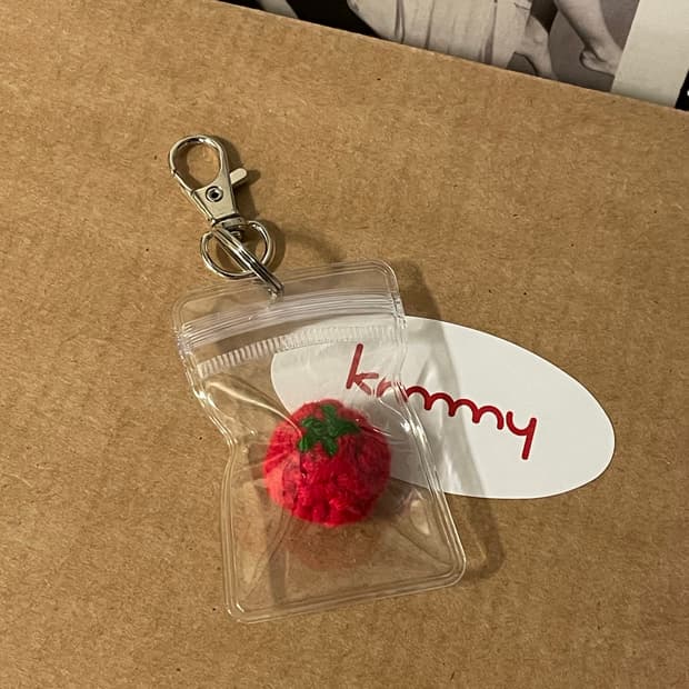 knitting tomato keyring