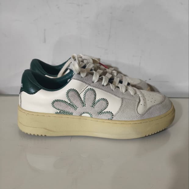 38 240mm 마르디메크르디 퍼 레더 스니커즈 