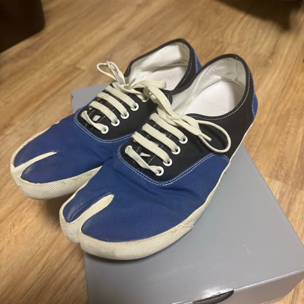 (44) 마르지엘라 타비 스니커즈 블루블랙