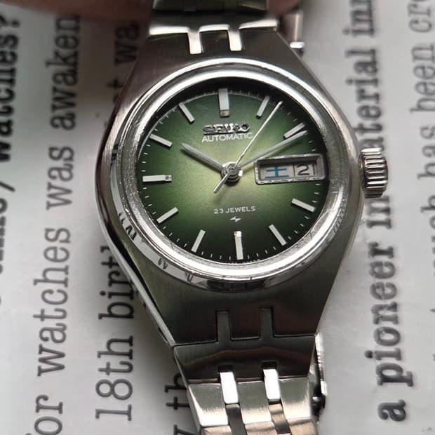 빈티지 세이코 옴브레 그린 다이얼 한자 데이데이트 오토매틱 여성용 