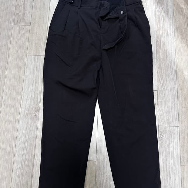 무신사 스탠다드 테이퍼드 구르카 팬츠 그레이