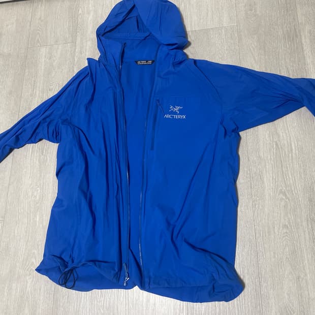 아크테릭스 스쿼미시 후디 블루 xl