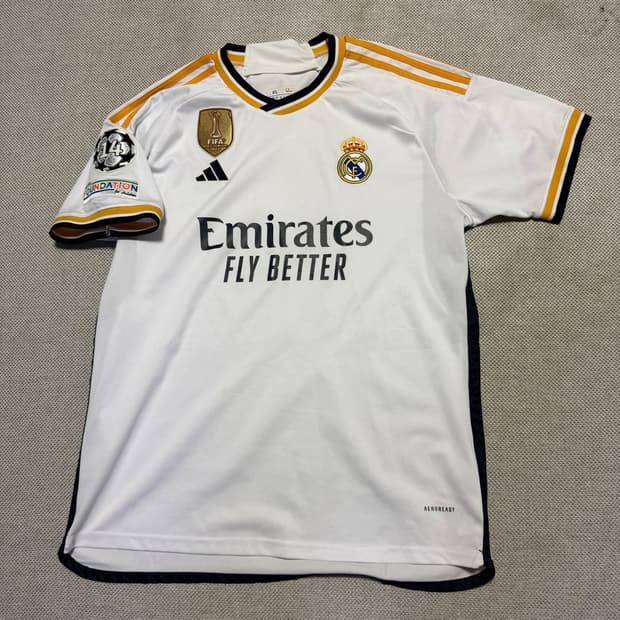 아디다스 레알마드리드 유니폼