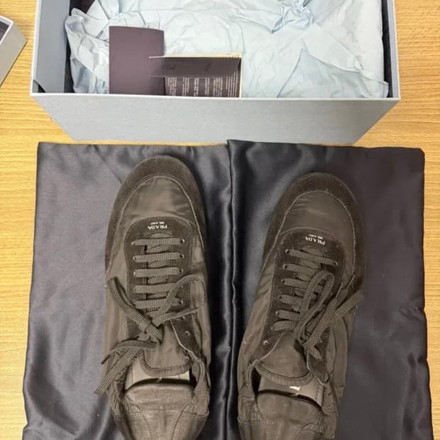 프라다 컬랩스 스니커즈