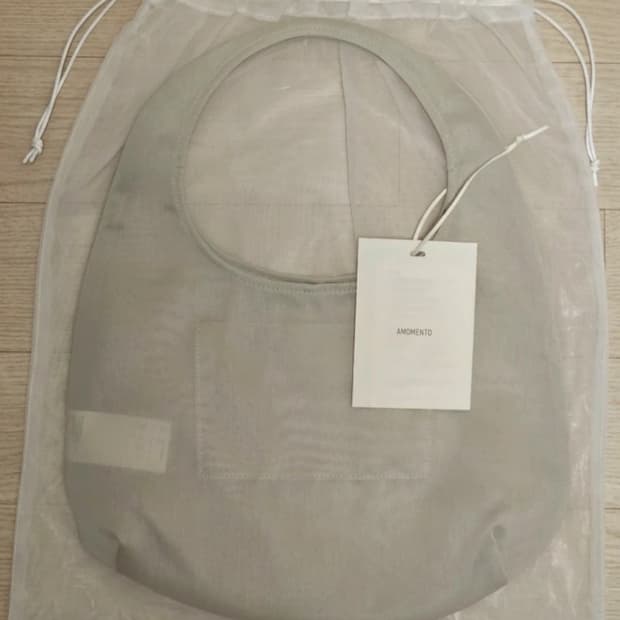 아모멘토 시스루 토트백