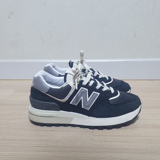 뉴발란스 574 레거시 운동화 240