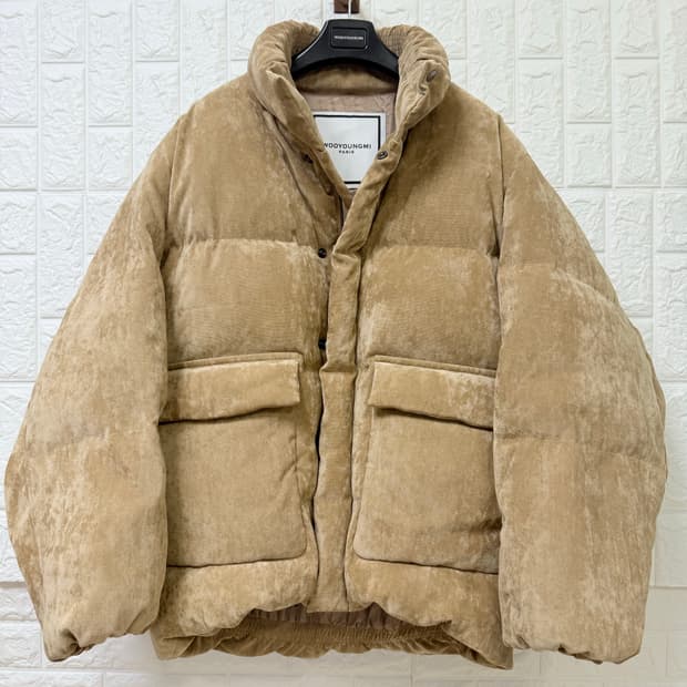 (24FW 새상품) 우영미 베이지 벨벳 다운 자켓 (48)