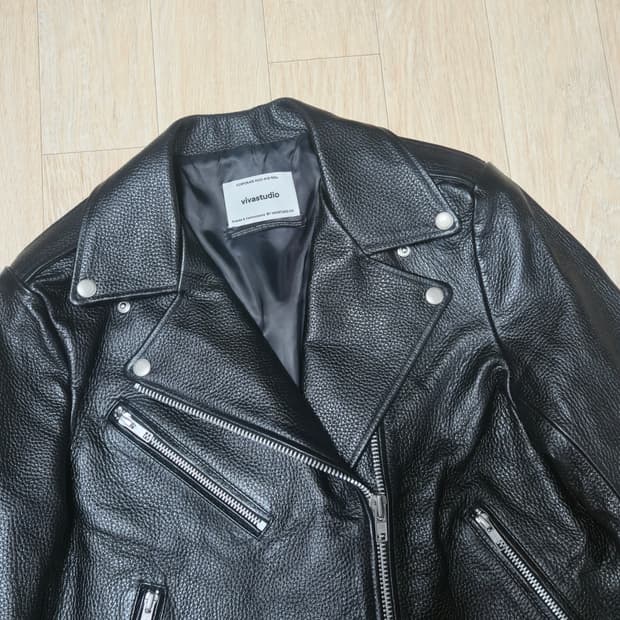 L) 비바스튜디오 리얼가죽 라이더 자켓