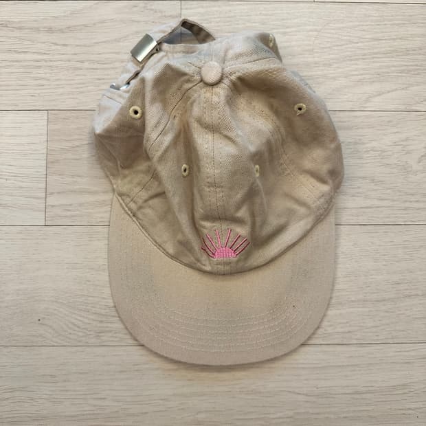 고샤루브친스키 볼캡 모자