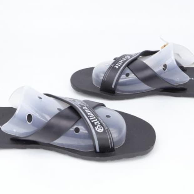 존갈리아노 슬리퍼