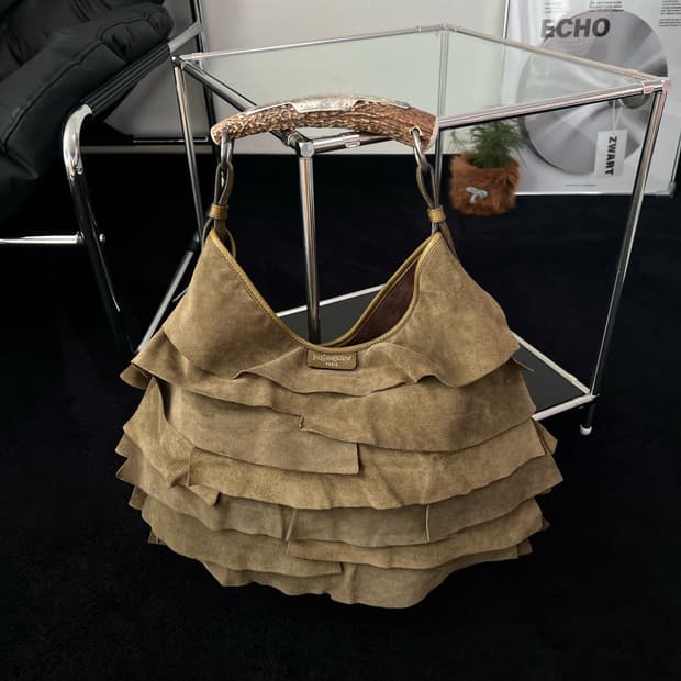 YSL 입생로랑 몸바사 숄더백