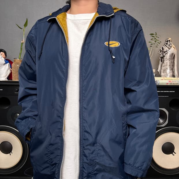 나이키 올드스쿨 코치자켓