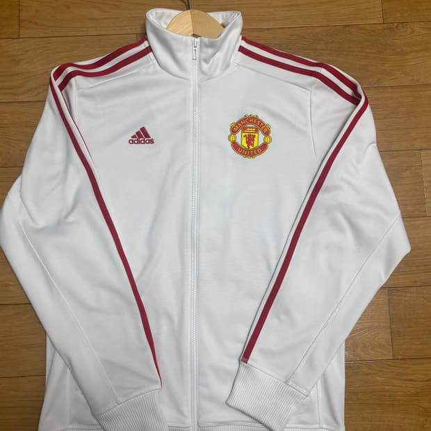 아디다스 맨유 흰빨 져지(대대장)