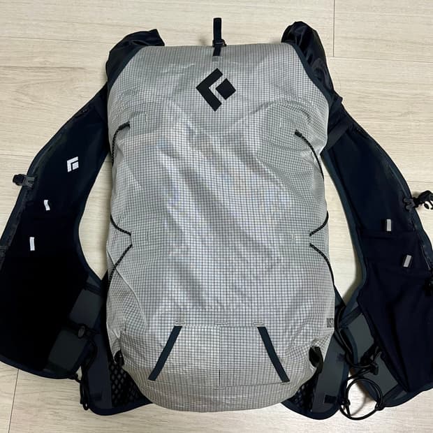 블랙다이아몬드 디스턴스15 L 