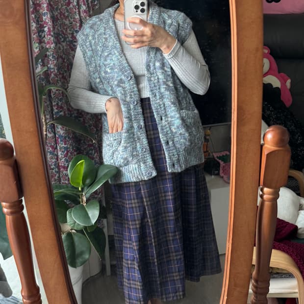 민트그레이믹스 빈티지 니트조끼 주머니 베스트