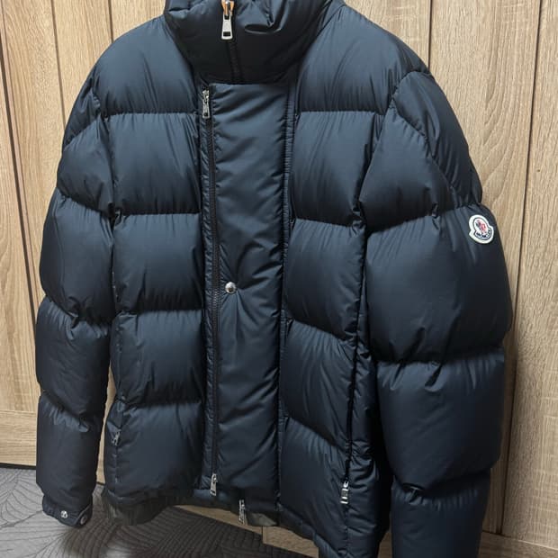 몽클레어 패딩