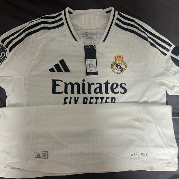 [새상품, 정품] 24/25 레알마드리드 홈 어센틱 벨링엄 XL