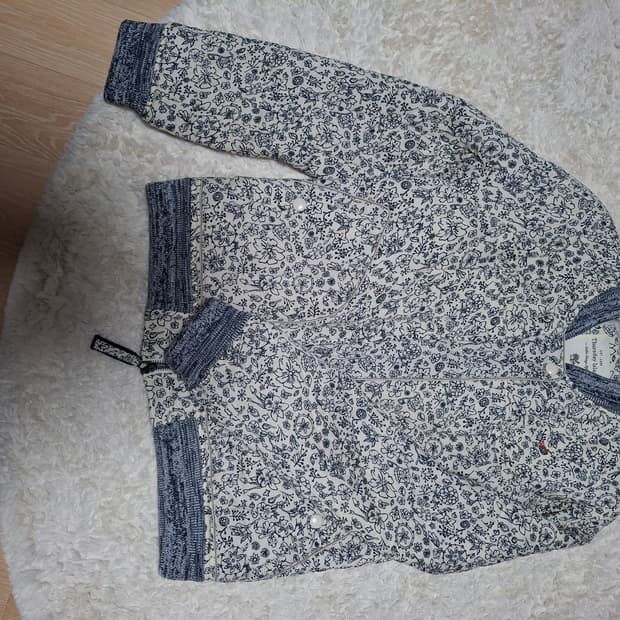 (마지막특가) 써스데이아일랜드 퀼팅점퍼 m