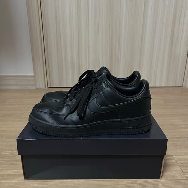 나이키 에어포스1 fresh 블랙