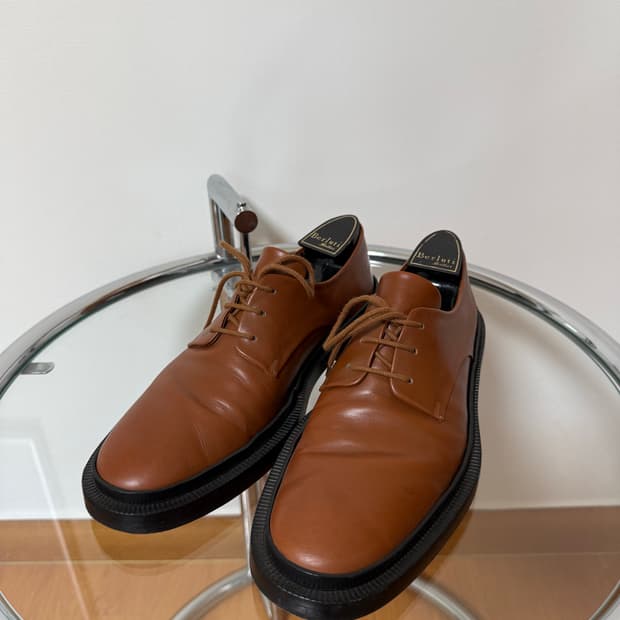 클래식 레이스업 