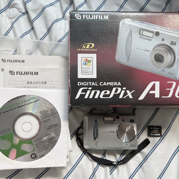 후지필름 FinePix A303 디지털 카메라 풀박스  (XD포함)