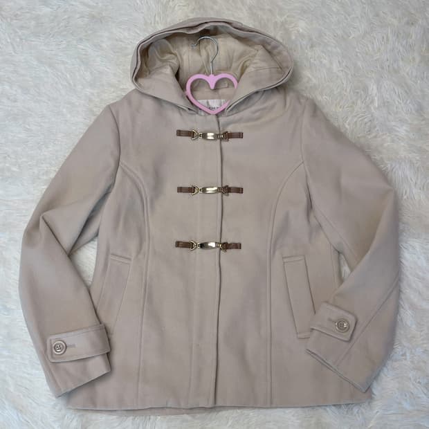 아이보리 모리맛 코트