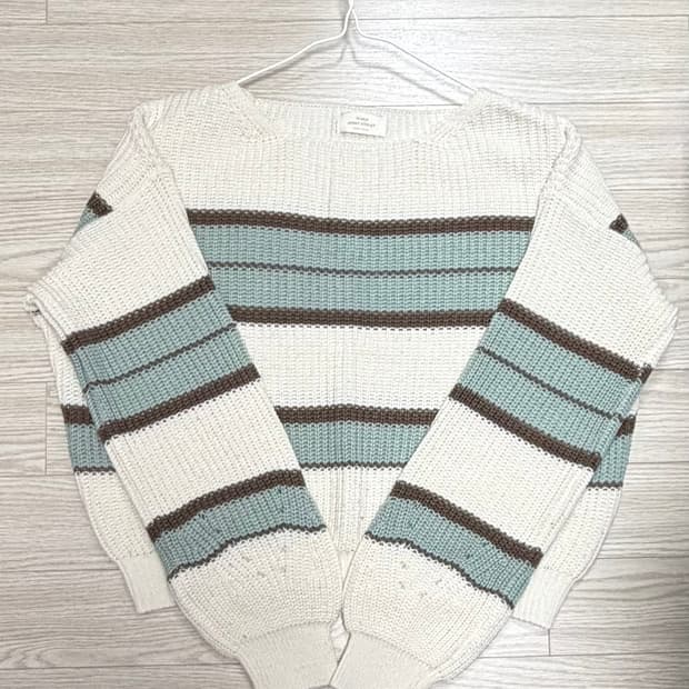 스트라이프 니트