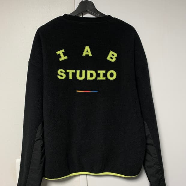 급처)아이앱스튜디오 x 아식스 플리스 셔츠