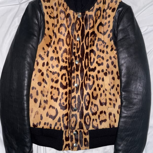 발망 포니 헤어 레오파드 레더 자켓