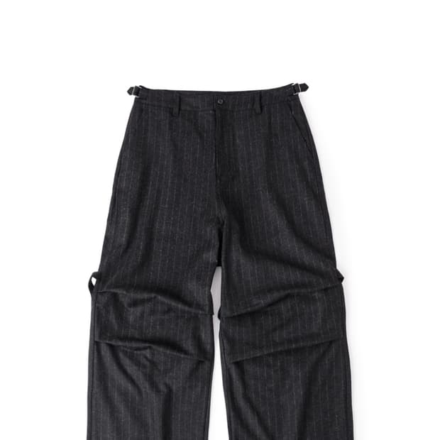 해칭룸 스노우 스트라이프 슬랙스 4사이즈