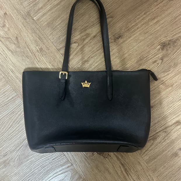 제이에스티나 숄더백