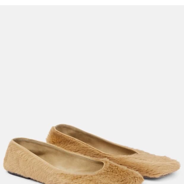 더로우 카프헤어 발레리나 플랫 37 (새상품)