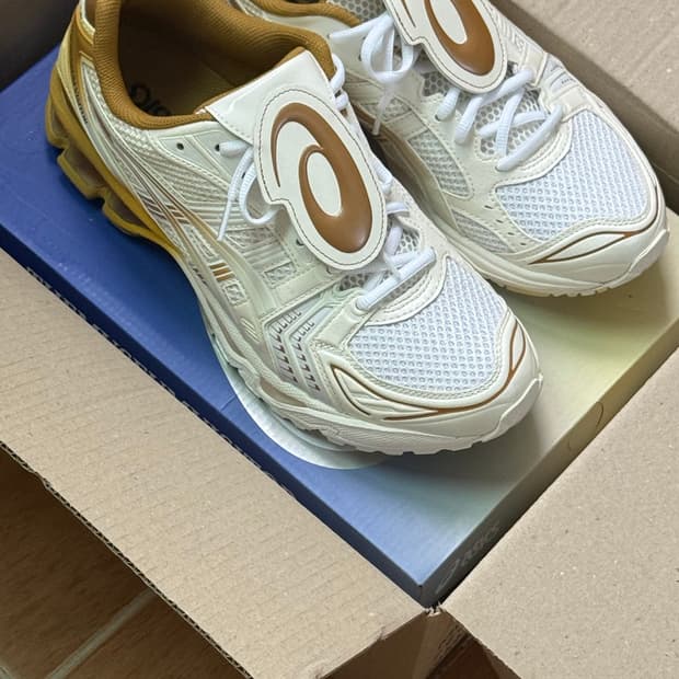아식스x뮤지엄비지터 젤카야노14 크림브라운 280