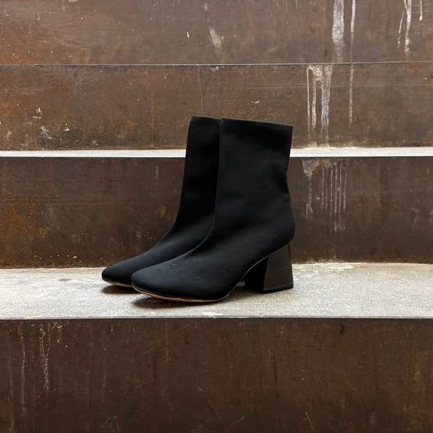 셀린느 블랙 리브드 삭스 부츠