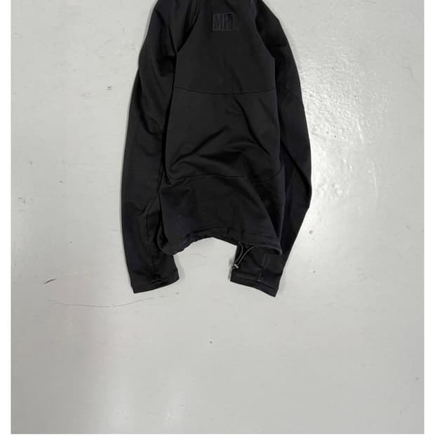 MPa SOFT-SHELL 반집업 새상품 (BLACK) 사이즈 s 