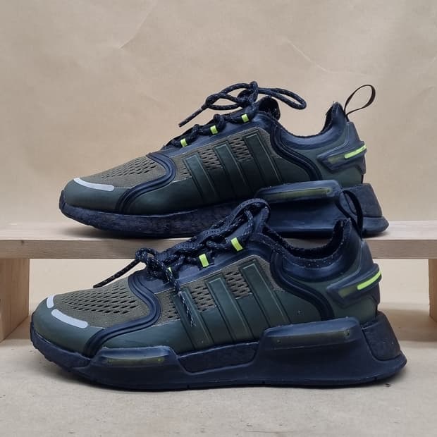 아디다스 NMD V3  여성운동화240 