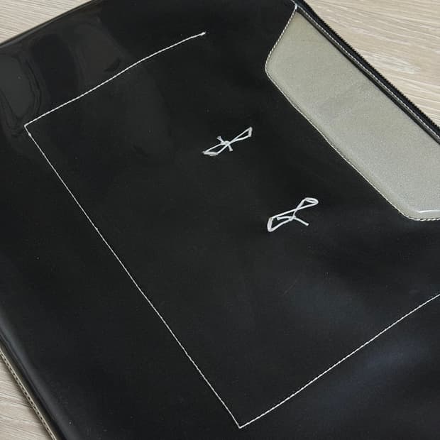 마르지엘라 클러치 