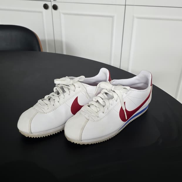 나이키 코르테즈 흰/빨/파운동화 245mm