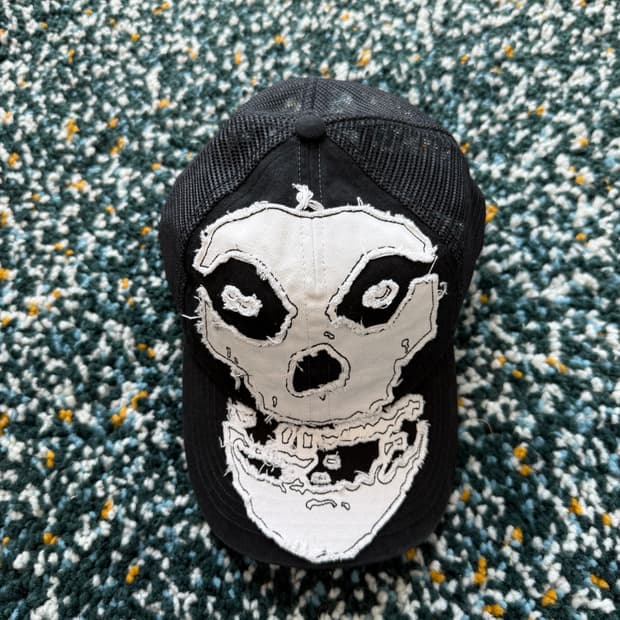 슈프림 x 미스피츠 메쉬 캡 블랙