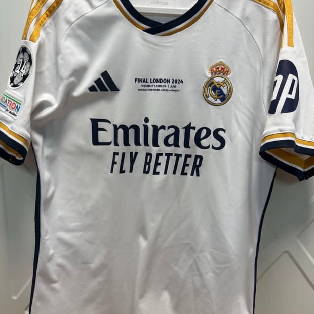 23-24 레알 마드리드 모드리치 유니폼